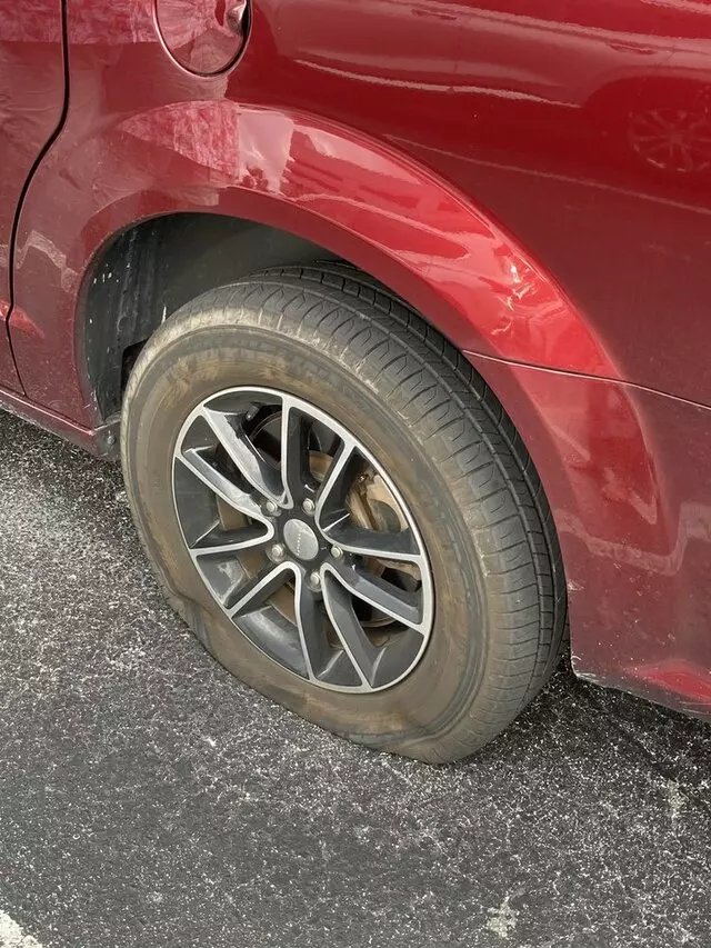 Mike&apos;s Used Tires
