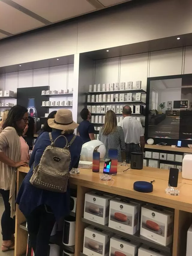 Apple Store