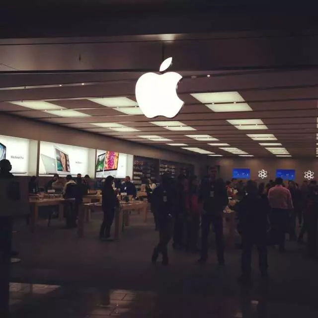Apple Store