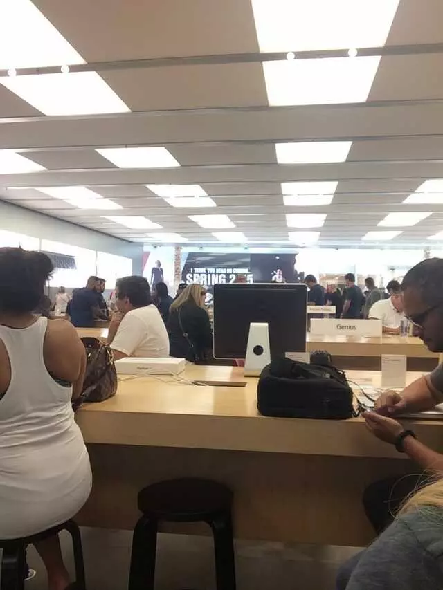Apple Store