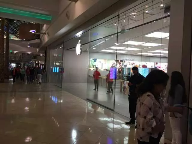 Apple Store