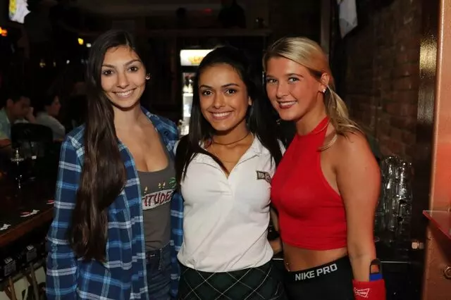 Cahoots Craft Beer & Arcade Bar
