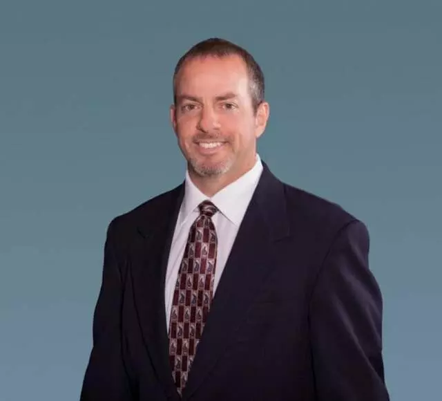 Daniel L Wiernik, DPM