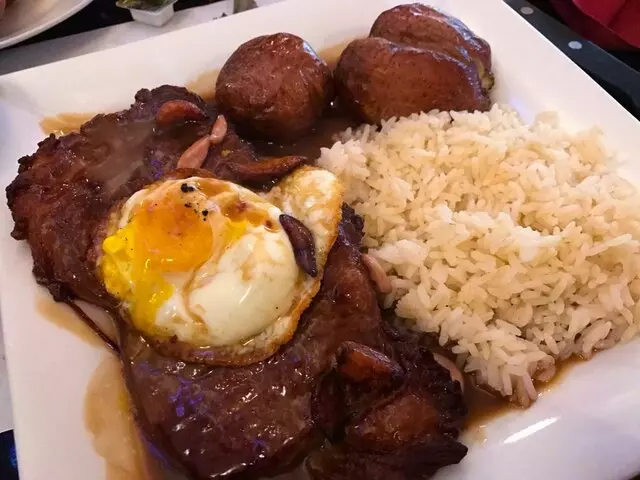 Adega Grille