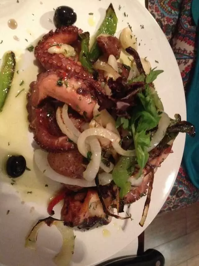 Adega Grille