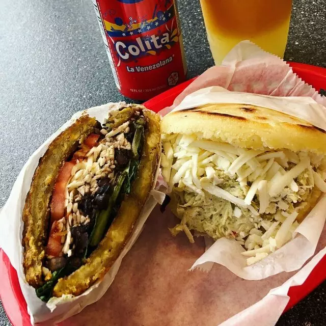 Arepa Burger
