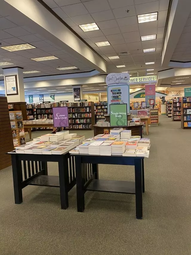 Barnes & Noble Booksellers