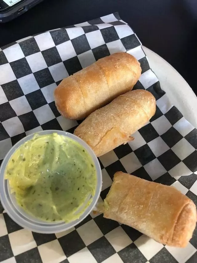 Amaretto Bistro