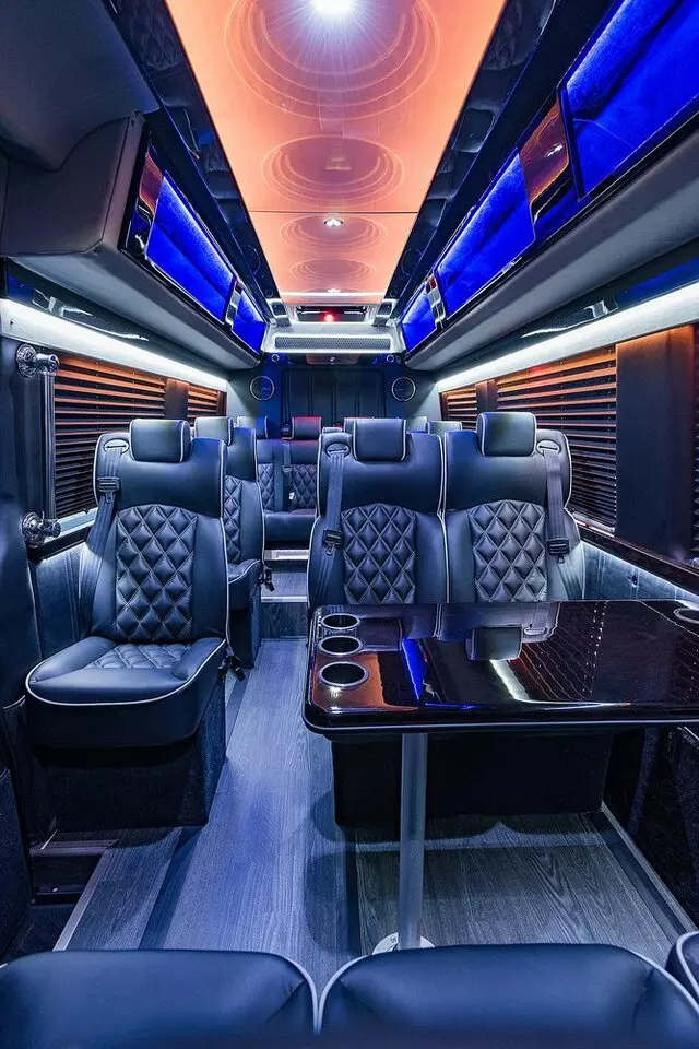 Tuxedo Executive Limousine & Car Service