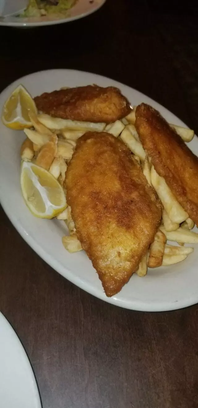 Trader's Island Grill