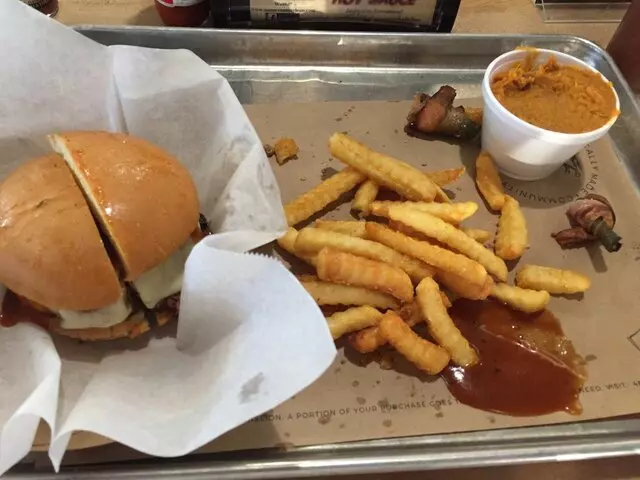4 Rivers Smokehouse
