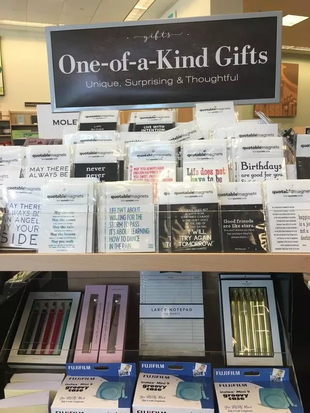 Barnes & Noble