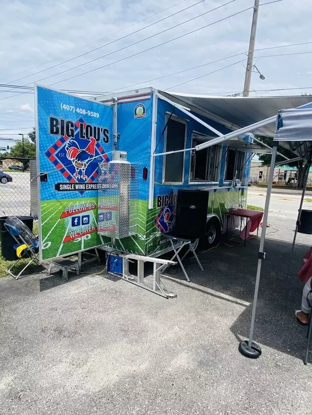 Big Lou&apos;s Single Wing Express