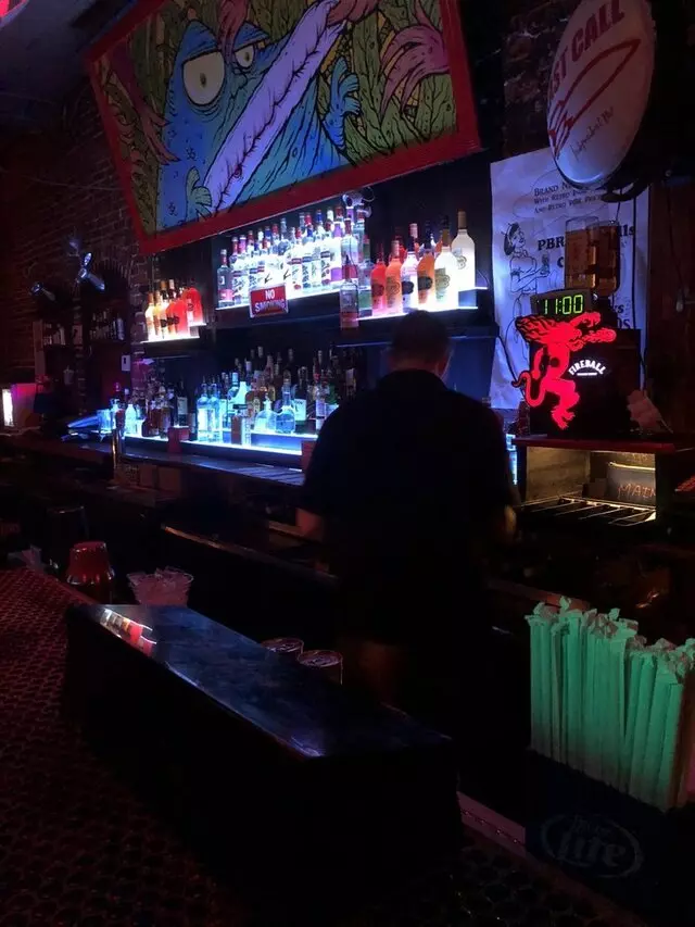 Independent Bar