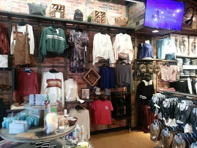 Tilly's
