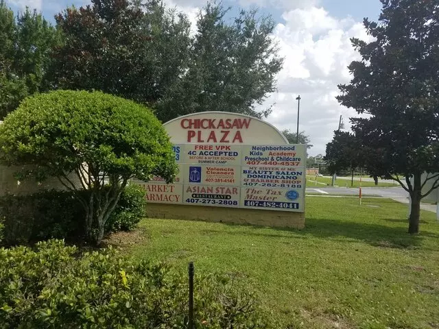 Chickasaw Plaza