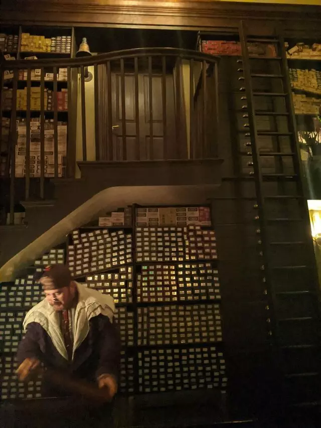 Ollivanders Wand Shop