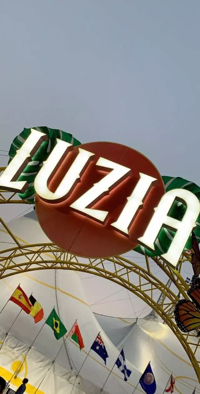 Cirque De Soleil Luzia