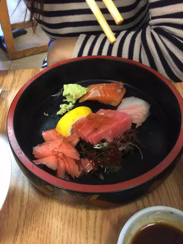 Aki Restaurant