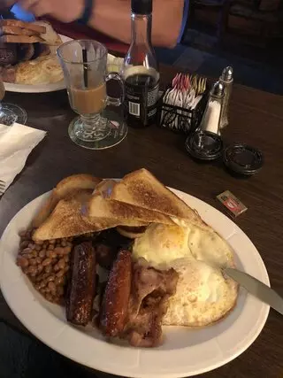 Harp & Celt Irish Pub & Restaurant