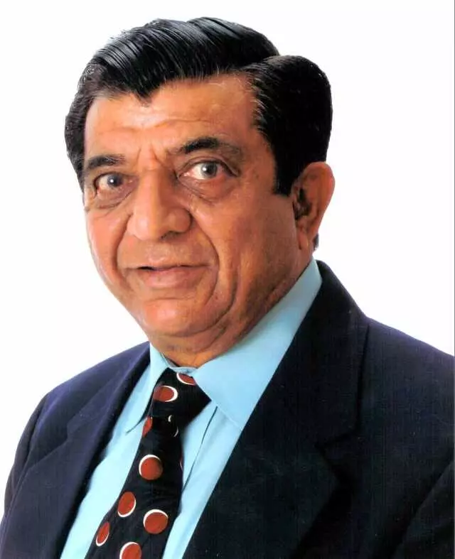Abdul Motiwala - Charles Rutenberg Realty