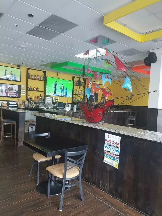 Annie’s Roti Shop & Bar