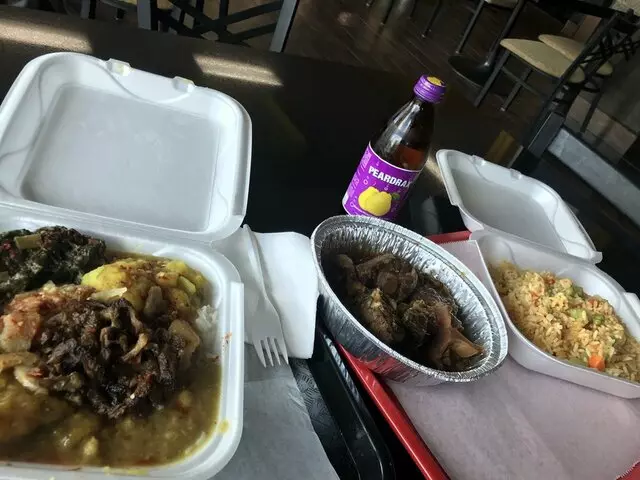 Annie’s Roti Shop & Bar