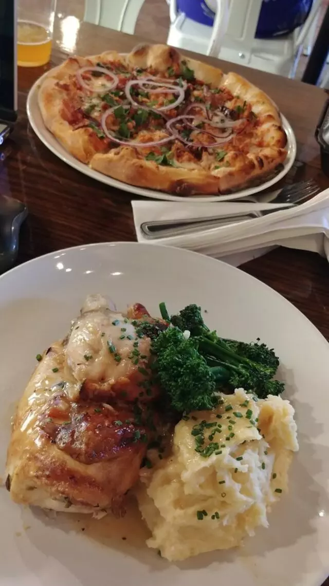 1803 Pizza Kitchen