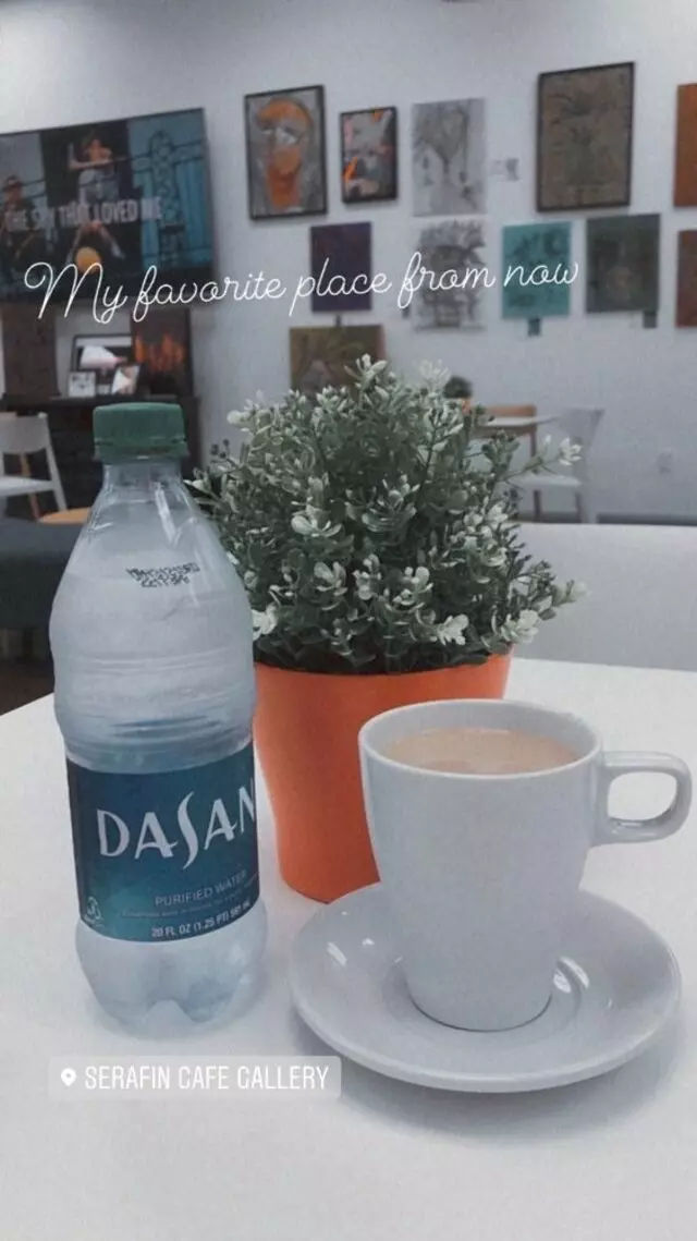 Serafín Cafe Gallery