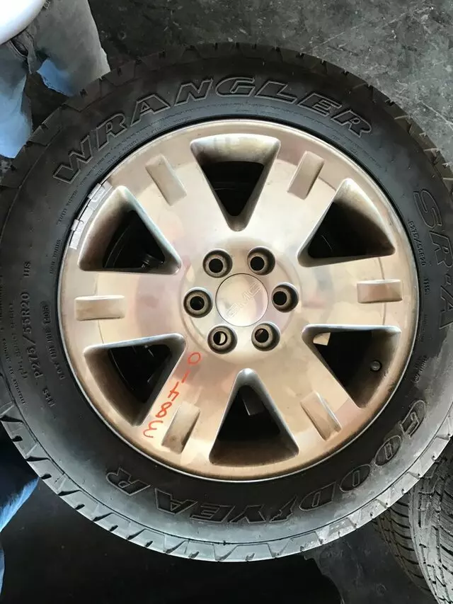 J and B Used Auto Parts