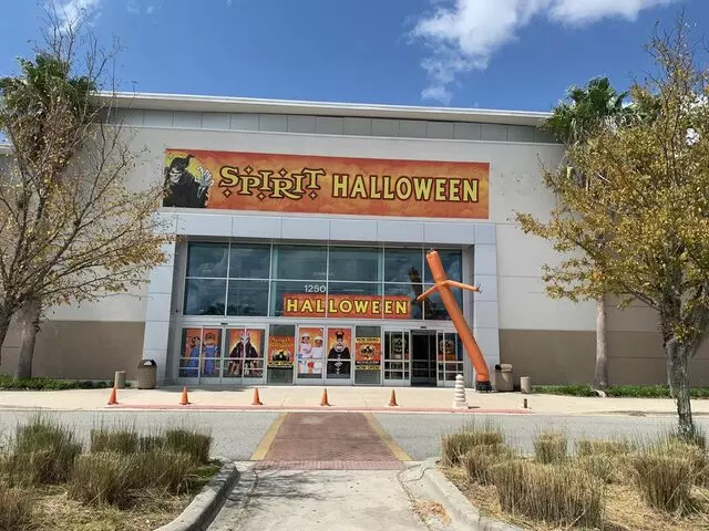 Spirit Halloween
