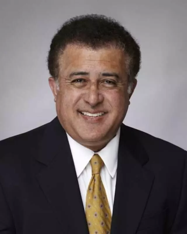 David E Junca, DDS - Junca Dental & Associates