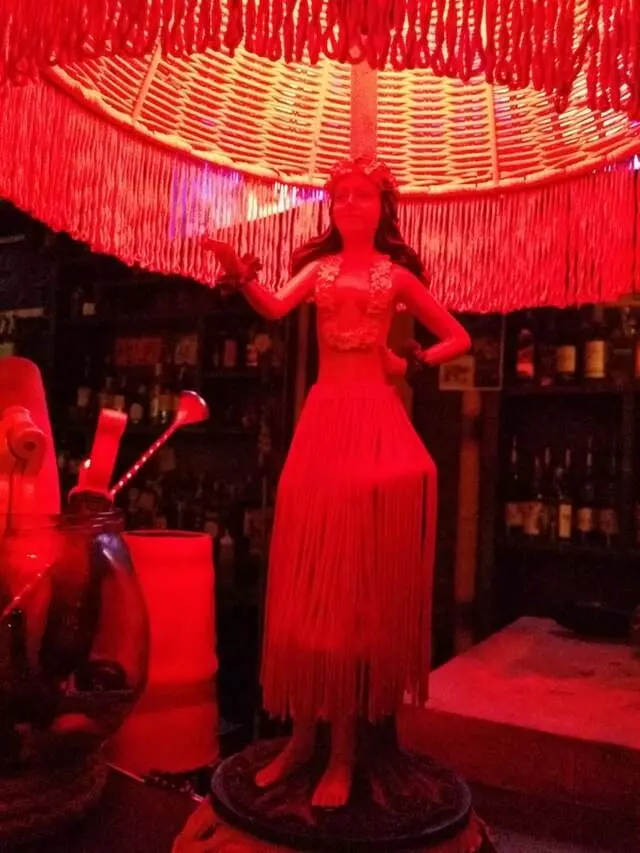 Aku Aku Lamp Lady On the Right Side of the Bar