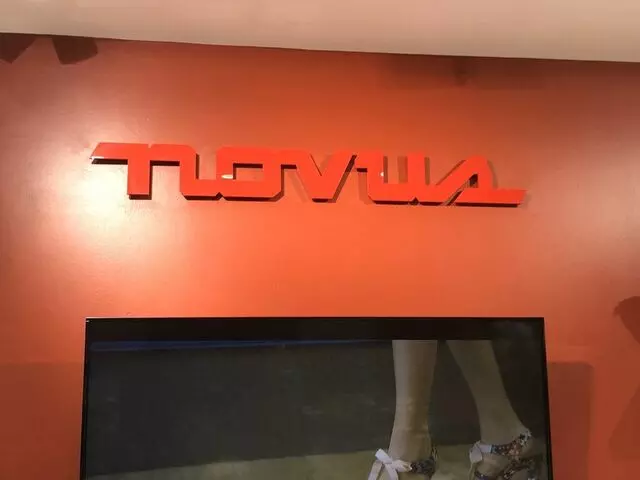 Novus
