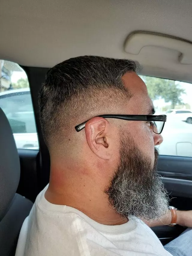 Celebrity Barber Studio