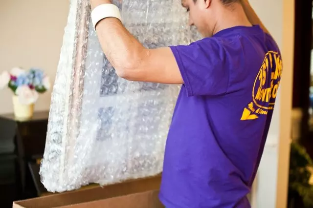 1st Class Moving and Storage
