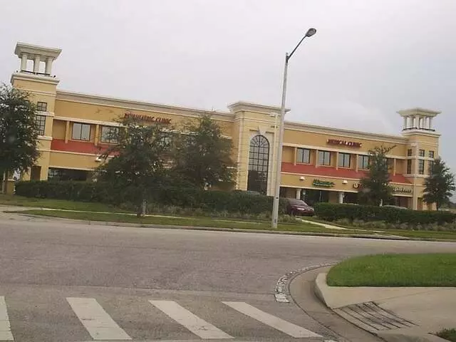 Angelo Perry Salon