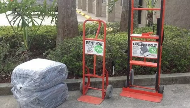 U-Haul Neighborhood Dealer