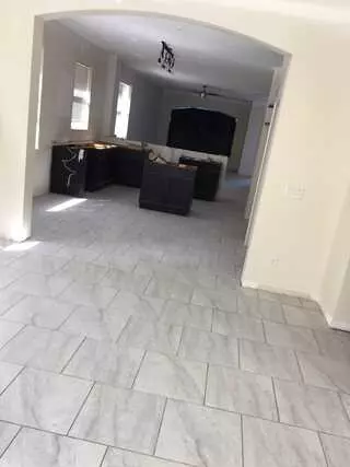 Floors & Tiles