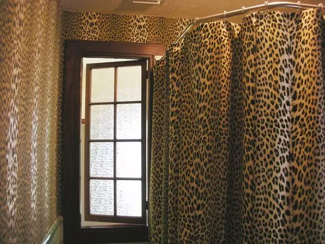 A Gilded Frame & RCS Interiors