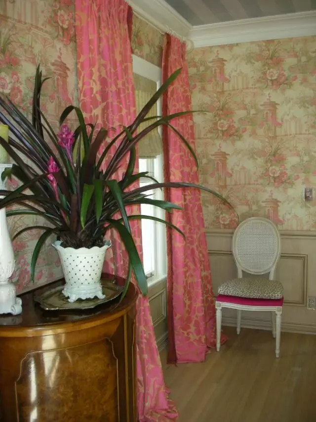 A Gilded Frame & RCS Interiors