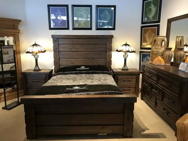 Rooms To Go - Colonial