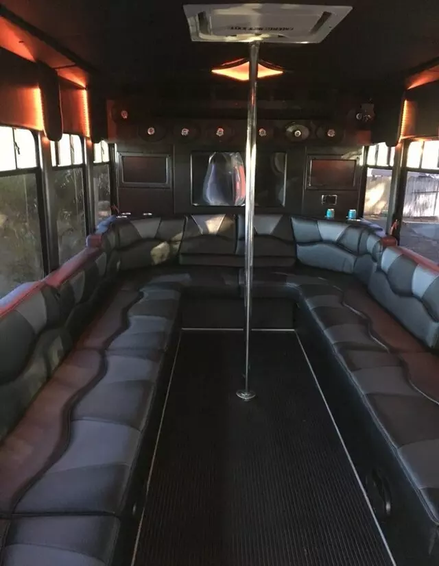 Cool Limos 4 Less