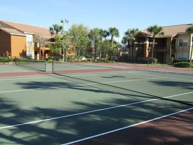 Advenir at Polos East