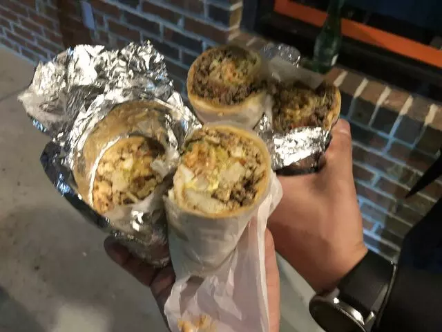 La Tripleta Sub and More
