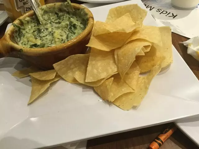 Breeze Bar and Grill
