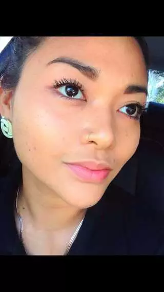 Ally’s Luscious Lashes