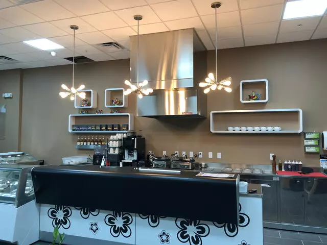 407 Cafe