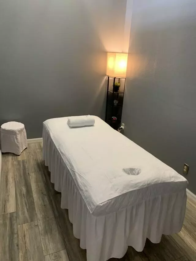 Island Spa & Massage