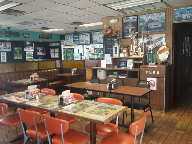 Art’s Sandwich Shop